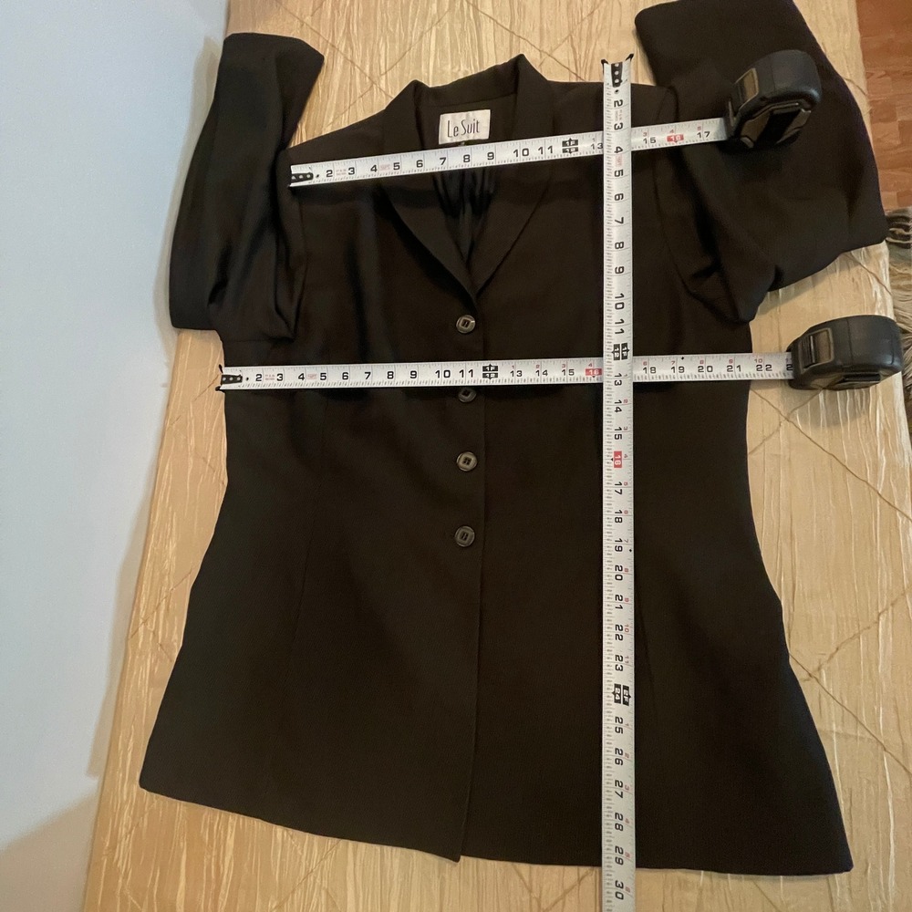 Le Suit Blazer Women 18 Black Polyester Rayon Pinstripe Four Button Front - Picture 7 of 8